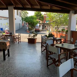 Campeggio E Pfirsich, Borghetto Santo Spirito